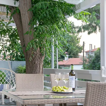 Apartamento Halkidio *